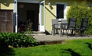 Terrasse mit Gartenzugang, Foto: Johannes und Ingrid Klätte