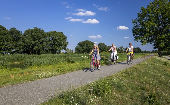 Radtour an der Schwarzen Elster, Foto: LKEE_Kai Hüttner, Lizenz: LKEE_Kai Hüttner