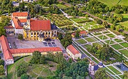 Aerial photo of the Neuzelle monastery including the reconstructed baroque garden, Foto: Bernd Geller