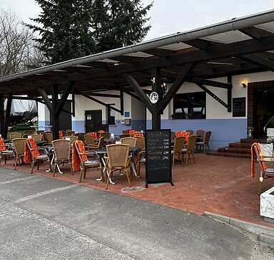 Restaurant and shop "Heimathafen bei Uwe"