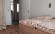 Schlafzimmer in der Ferienwohnung Priewisch in Eisenhüttenstadt, Foto: Kathrin Schilling