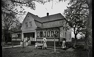 Historischer Anblick des Hauses Stenziger aus den (vermutlich) 30er Jahren, Foto: Foto Steffen aus Burg Spreewald, Lizenz: Haus Stenziger