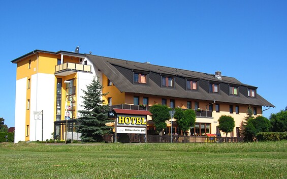 Außenansichtdes Hotel & Restaurant Willmersdorfer Hof, Foto: Elke Merschink, Lizenz: Willmersdorfer Hof