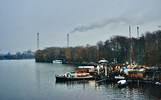 Das Restaurantschiff „Klipper“, Foto: GabrielBonis/pixabay.com