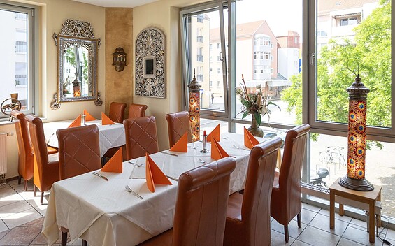 Restaurant “Nirwana” in the center of Frankfurt (Oder), Foto: Anastasiia Kalko, Lizenz: Deutsch-Polnische Tourist-Information Frankfurt (Oder)