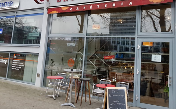 Cafe "Brot & Zucker" von außen , Foto: Maja kühn , Lizenz: Deutsch-Polnische Tourist-Information Frankfurt (Oder)