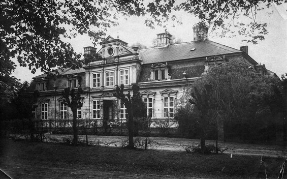 Station 1: Gutshaus Satzkorn (historische Aufnahme), Foto: Archiv, Lizenz: Gutshaus Satzkorn