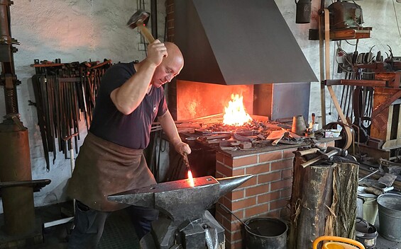 artistic forge Olaf Hannemann, Foto: Dana Braun, Lizenz: Seenland Oder-Spree