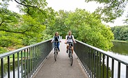 Radfahren entlang der Spree, Foto: Florian Läufer, Lizenz: Seenland Oder-Spree