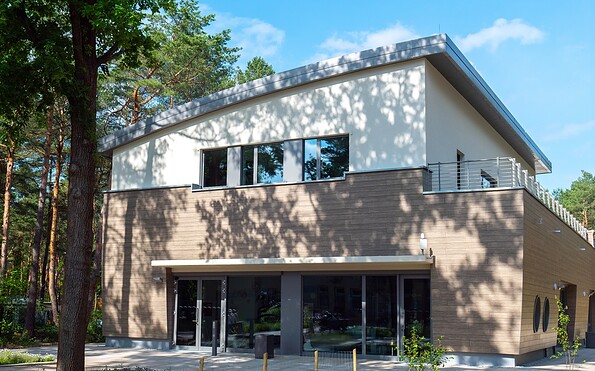 Exterior view Kulturschiff in the family park, Foto: Rico Schwarze, Lizenz: Zweckverband Lausitzer Seenland Brandenburg