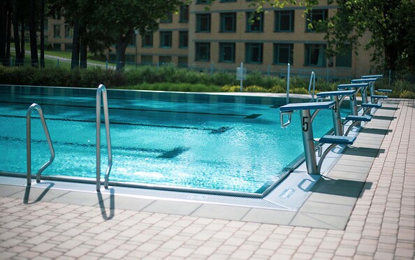 Freibad Bernau-Waldfrieden, Foto: Stefan Klenke, Lizenz: BeSt Bernauer Stadtmarketing GmbH