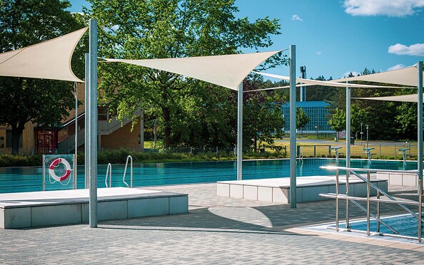 Freibad Bernau-Waldfrieden, Foto: Stefan Klenke, Lizenz: BeSt Bernauer Stadtmarketing GmbH