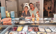 Inhaber des Eiscafé am Stübchen, Foto: Sandra Fonarob, Lizenz: Tourismusverband Dahme-Seenland e.V.