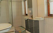 Bathroom with shower and WC, Foto: Antje Oegel, Lizenz: Fürstenwalder Tourismusverein e.V.