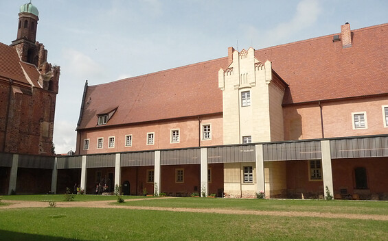 Zisterzienser Kloster Mühlberg, Foto: TVEEL, Lizenz: TVEEL
