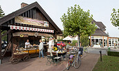 Bäckerei & Konditorei Plentz mit Holzbackofen in Schwante, Foto: Vonderlind , Lizenz: Bäckerei & Konditorei Plentz