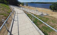 Barrierefreier Strandzugang Familienpark Großkoschen, Foto: Zweckverband LSB, Lizenz: Foto: Zweckverband LSB