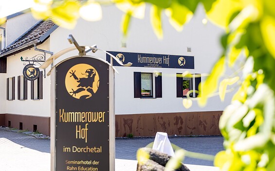 Kummerower Hof, Foto: Marian Kämpfe von Kämpfe Events, Lizenz: Rahn Education