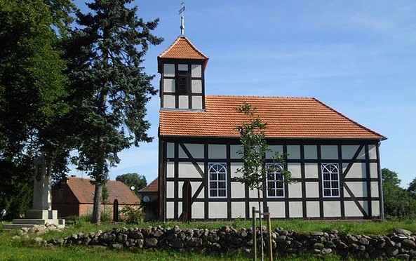 Kirche in Bölzke, Foto: Tourismusverband Prignitz e.V.