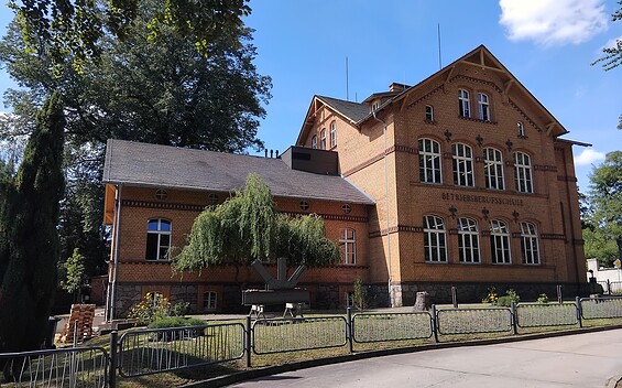 Exterior view of the Kunstgussmuseum in the old bronze school, Foto: Kunstgussmuseum Lauchhammer, Lizenz: Kunstgussmuseum Lauchhammer