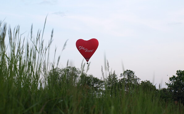 Kuschelfahrt mit dem Sky Heart Ballon, Foto: Großmann, Jens, Lizenz: Ballon-Sachsen GmbH