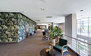 Congress Center Foyer (above), Foto: Andreas Schwarz, Lizenz: Van der Valk Hotel Berlin Brandenburg GmbH