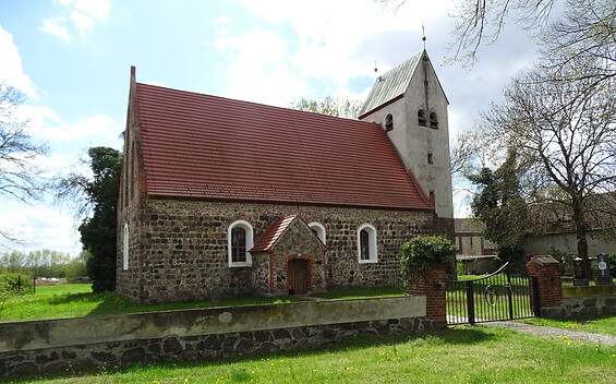 Waßmannsdorf village church, Foto: Petra Förster, Lizenz: Tourismusverband Dahme-Seenland e.V.