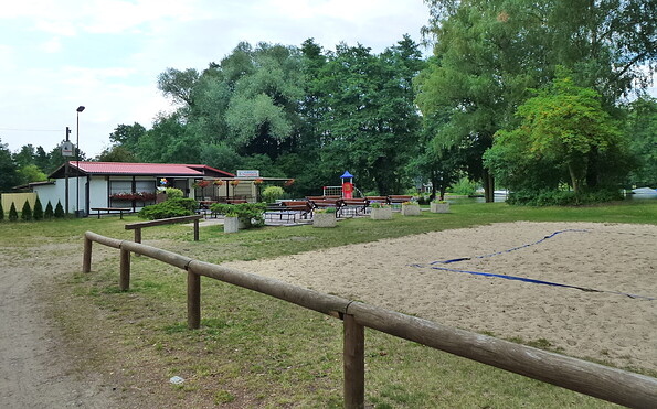 Spielplatz am Badestrand in Gussow, Heidesee, Foto: Juliane Frank, Lizenz: Tourismusverband Dahme-Seenland e.V.