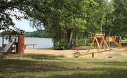 Badestrand mit Spielplatz, Foto: Frau Scheibe, Lizenz: Familie Scheibe