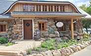 EIngang Lutki-Hütte, Foto: Touristinformation Senftenberg, Lizenz: Touristinformation Senftenberg