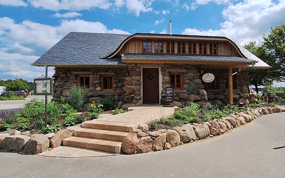 Lutki-Hütte, Foto: Touristinformation Senftenberg, Lizenz: Touristinformation Senftenberg