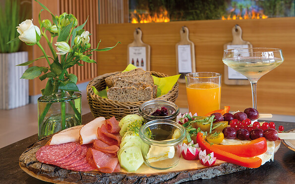 Sektfrühstück in der PanoramaSauna, Foto: Ilka Richnow