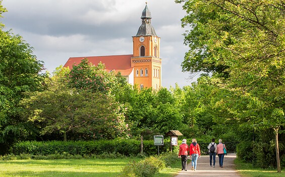 Schlosspark Buckow, Foto: Florian Läufer, Lizenz: Seenland Oder-Spree