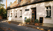 Alte Schule Ribbeck Eingangsbereich, Foto: Steven Ritzer, Lizenz: Tourismusverband Havelland e.V.