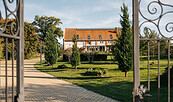 Landhaus Ribbeck, Foto: Steven Ritzer, Lizenz: Tourismusverband Havelland e.V.