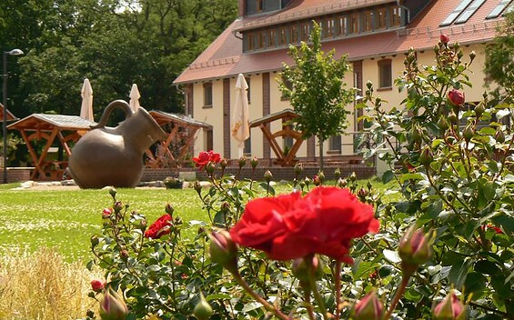 Gut Neu Sacro - Gutshof, Foto: Bauern AG, Lizenz: Bauern AG