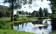 Scheunenviertel in Kremmen mit Teich, Foto: Matthias Schäfer, Lizenz: TMB Tourimus-Marketing Brandenburg GmbH