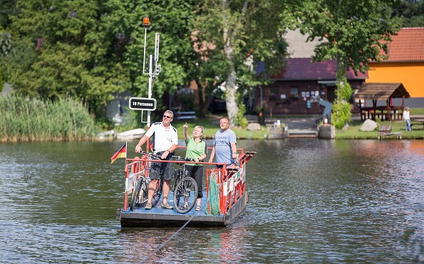 Fahrrad- und Personenfähre Leißnitz, Foto: Florian Läufer, Lizenz: Seenland Oder-Spree