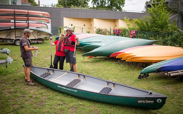 Einweisung Albatros Outdoor Natur- und AktivReisen in Beeskow, Foto: Florian Läufer, Lizenz: Seenland Oder-Spree