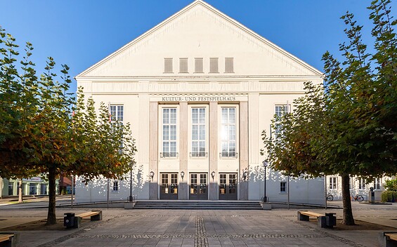 Kultur- und Festspielhaus Wittenberge, Foto: Anja Möller_prignitzliebe, Lizenz: Kultur-, Sport- und Tourismusbetrieb Eigenbetrieb der Stadt Wittenberge