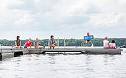 Steg an der Badestelle in Radlow am Scharmützelsee, Foto: Florian Läufer, Lizenz: Seenland Oder-Spree