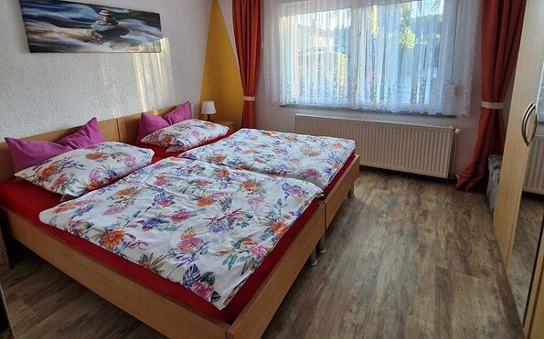 Schlafzimmer im Ferienhaus, Foto: Ute Adamick