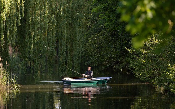 Fishermen on the Katharinengraben, Foto: Florian Läufer, Lizenz: Seenland Oder-Spree