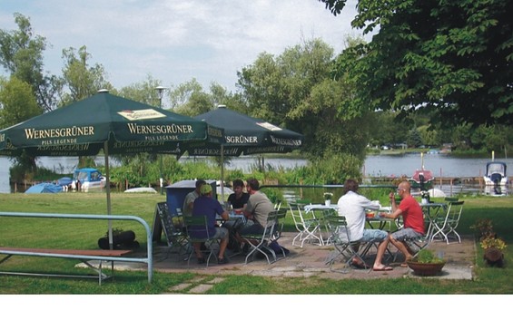 Gaststätte und Anleger "Zum Angler"