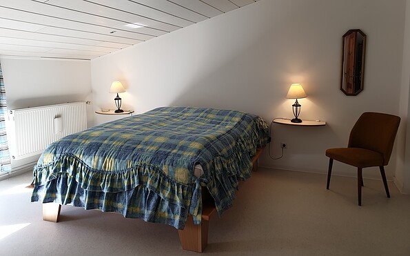 1st bedroom with double bed, Foto: Touristinfo SFB, Lizenz: TV LSL e.V.