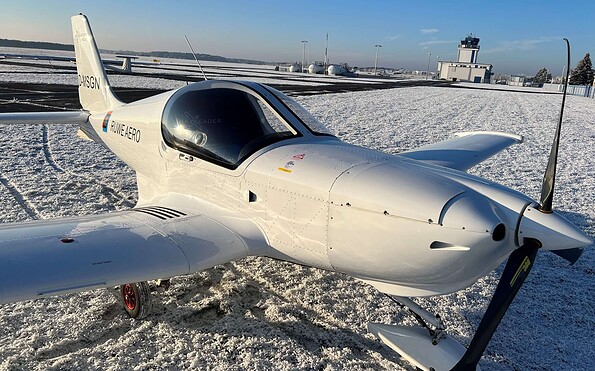 Ruwe Aero Flugschule - Flugzeug 400er, Foto: Michael Lobbes