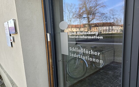 Ladestationen Tür, Foto: Daniel Pommerenke