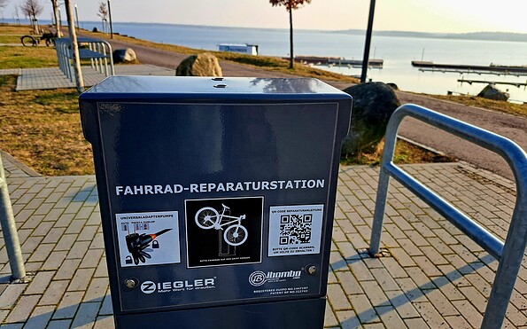 Beschreibung Reparaturstation am Großräschener See, Foto: N. Dittrich, Lizenz: Tourismusverband Lausitzer Seenland e.V.