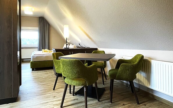 Flat with dining area, Foto: Ulrike Haselbauer, Lizenz: Tourismusverband Lausitzer Seenland e.V.