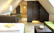 Flat with wardrobe and integrated safe, Foto: Ulrike Haselbauer, Lizenz: Tourismusverband Lausitzer Seenland e.V.